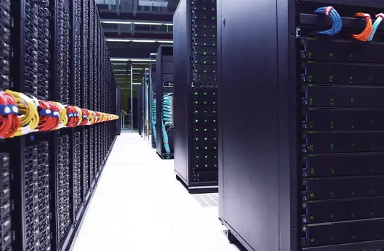 Растущее значение кабельного менеджмента в центрах хранения и обработки данных